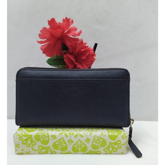 Kate Spade New York Black Leather Zip Around Credit Card Wallet - $178 - Picture 2 of 16